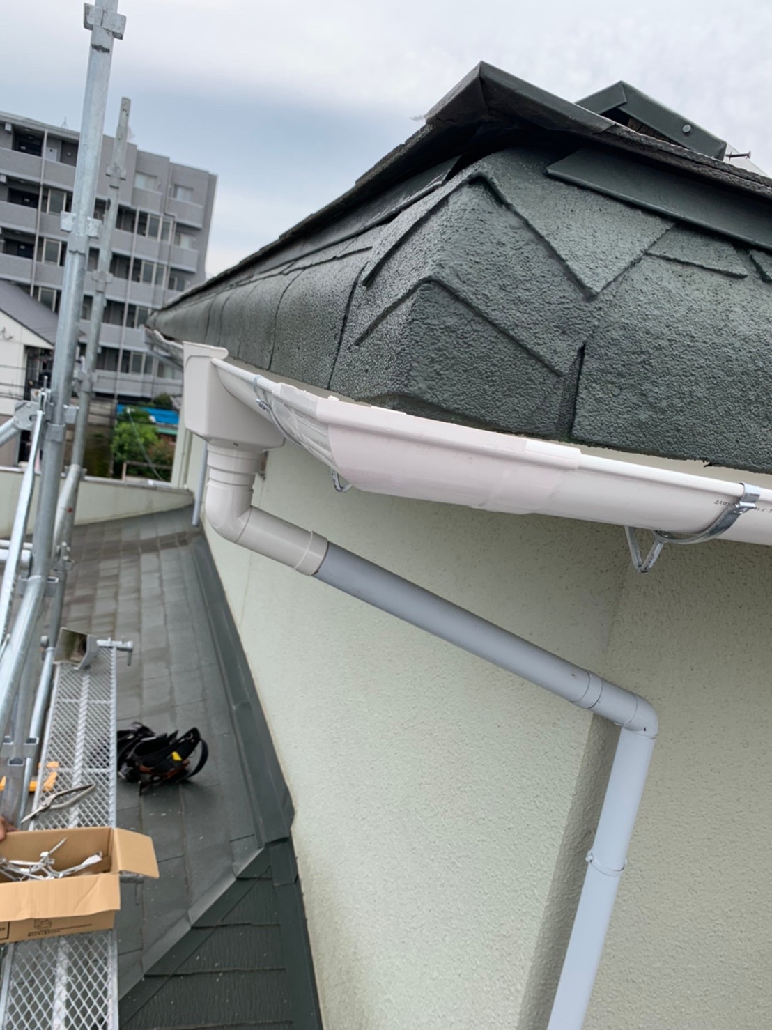 東京都|世田谷区:雨樋の修理・交換リフォーム！！