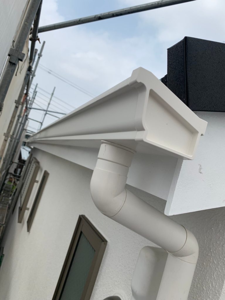 神奈川県｜横浜市港北区｜パナソニックPC50による雨樋の交換リフォーム 