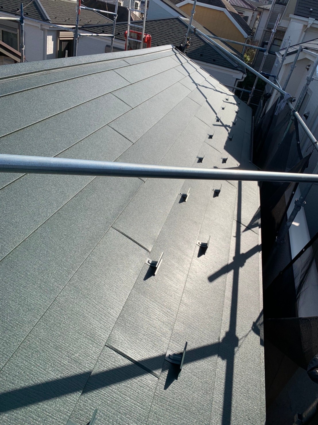 神奈川県|川崎市麻生区:屋根カバー工法によるリフォームを行いました