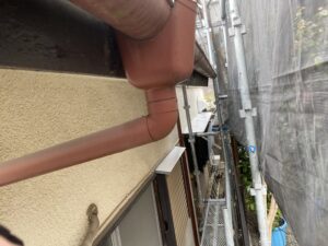 神奈川県|川崎市高津区:軒天増し張り・屋根塗装・キリヨケ塗装・軒樋交換によるリフォームを行いました！