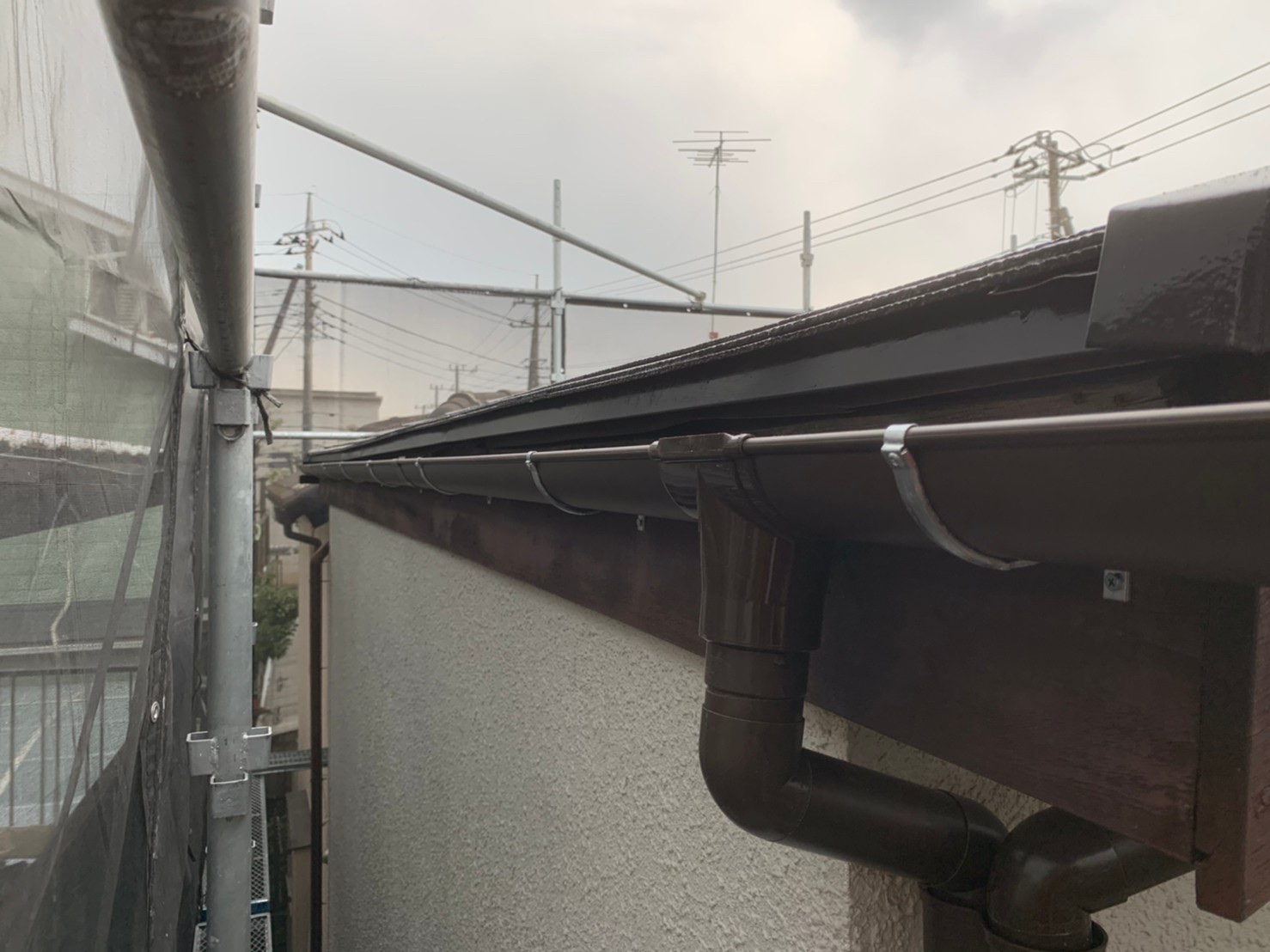 東京都|調布市|H様邸：屋根塗装・軒樋交換・内装木部塗装のリフォームを行いました！