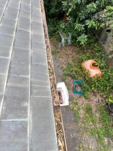 神奈川県|横浜市都筑区|O様邸：雨樋の清掃を行いました！