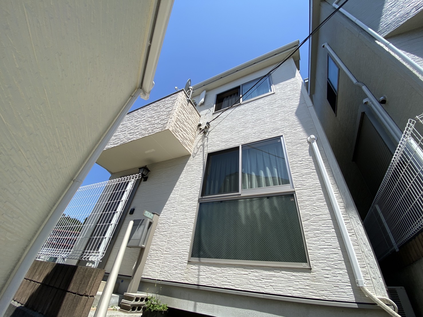 東京都文京区 外壁塗装前の窯業系サイディング外壁