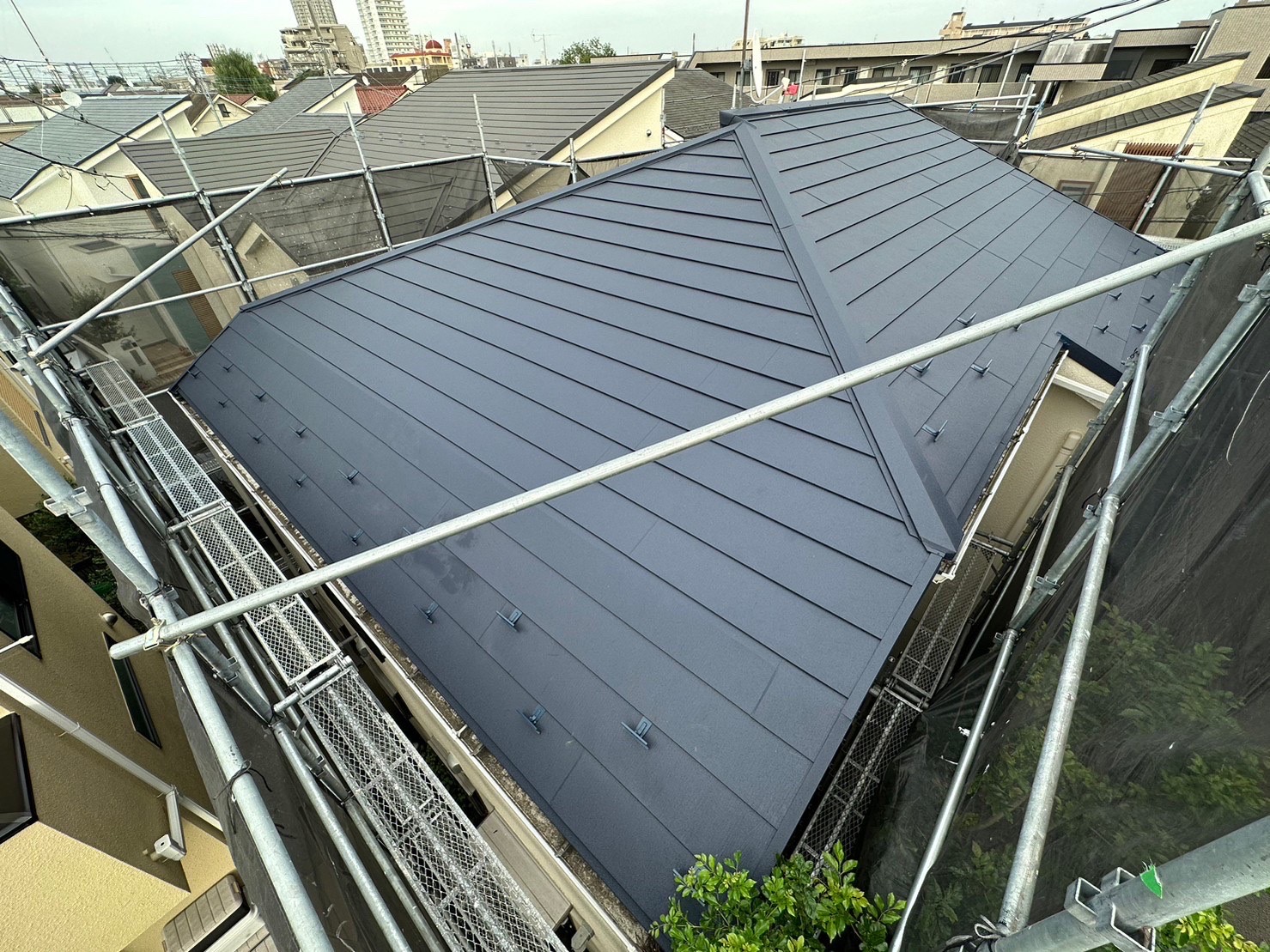 東京都練馬区 屋根カバー工法 施工後