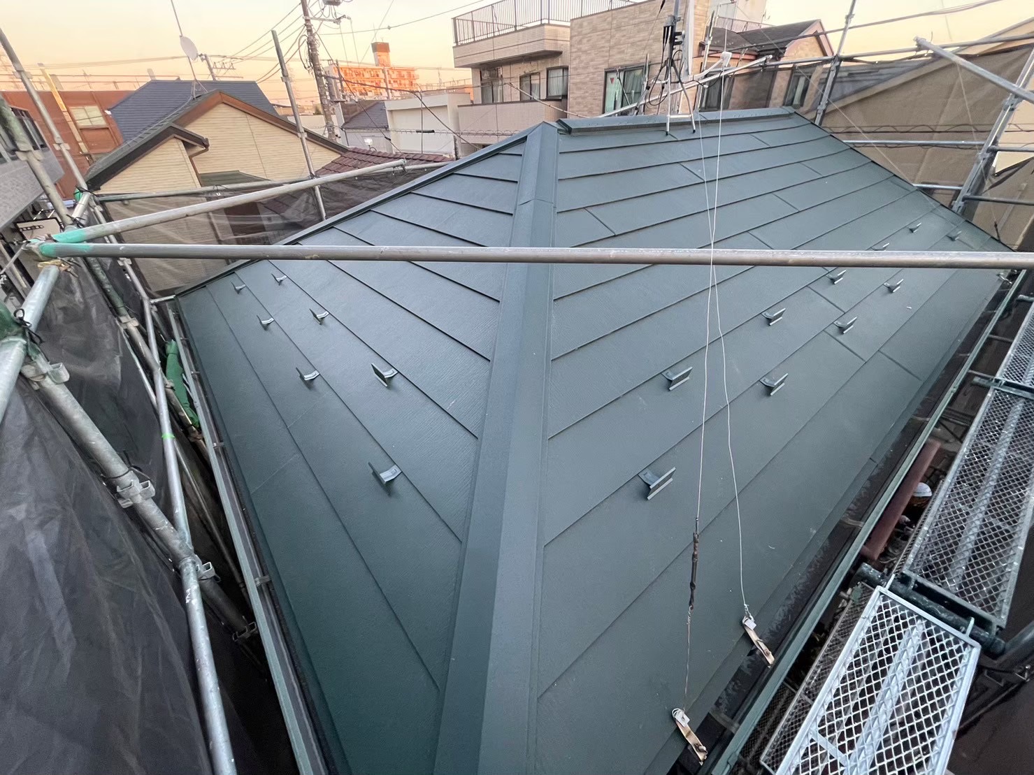 施工後：屋根カバー工法を行った横須賀市の屋根