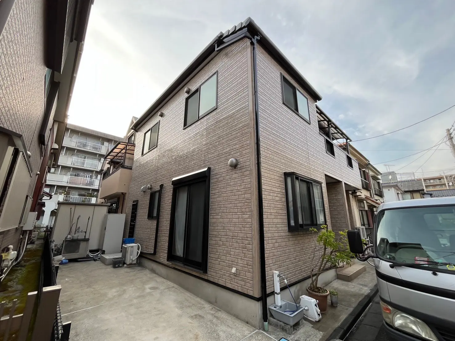 川崎市川崎区の外壁塗装事例：外壁塗装後