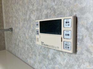 給湯器交換工事の施工前2
